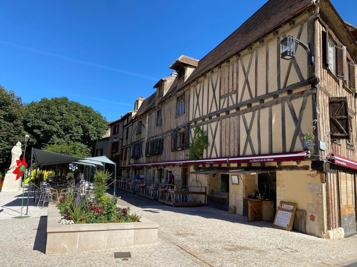 Le Parc Apartment Bergerac Exterior photo
